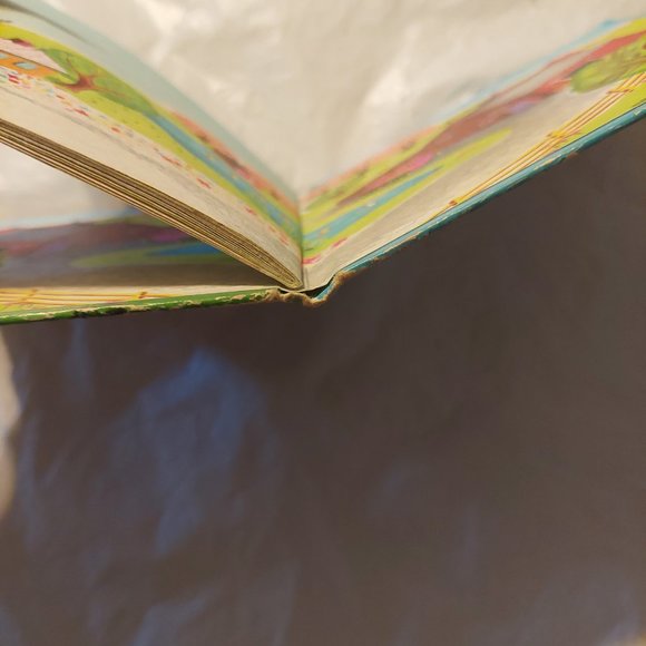 Surprise in the barn - Picture 3 of 6